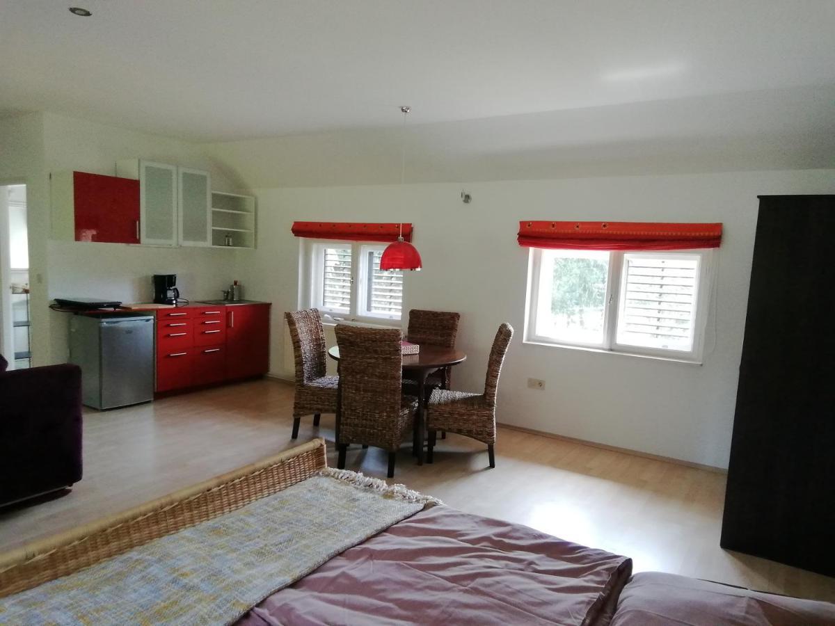 Apartament Waldhaus Pat Galambok Zewnętrze zdjęcie